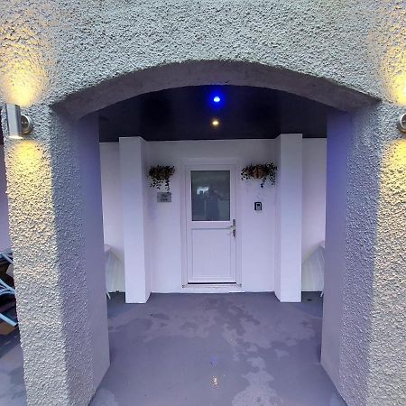 The Cove Villa Criccieth Exterior photo
